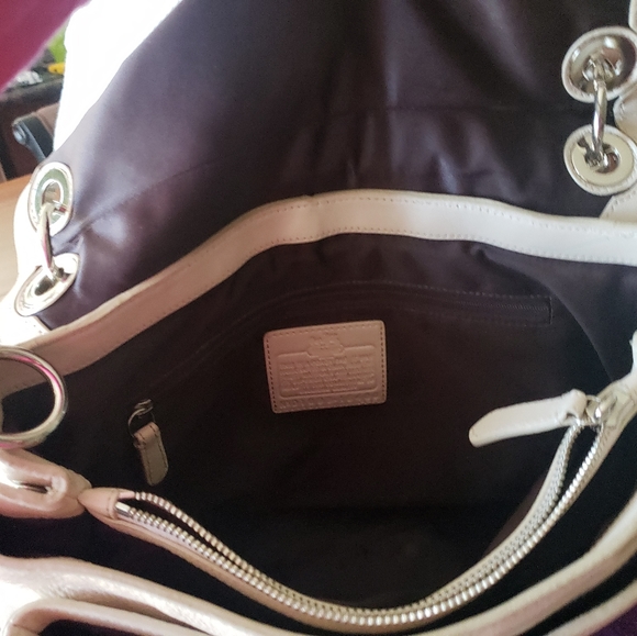 Coach bag. - Picture 4 of 6